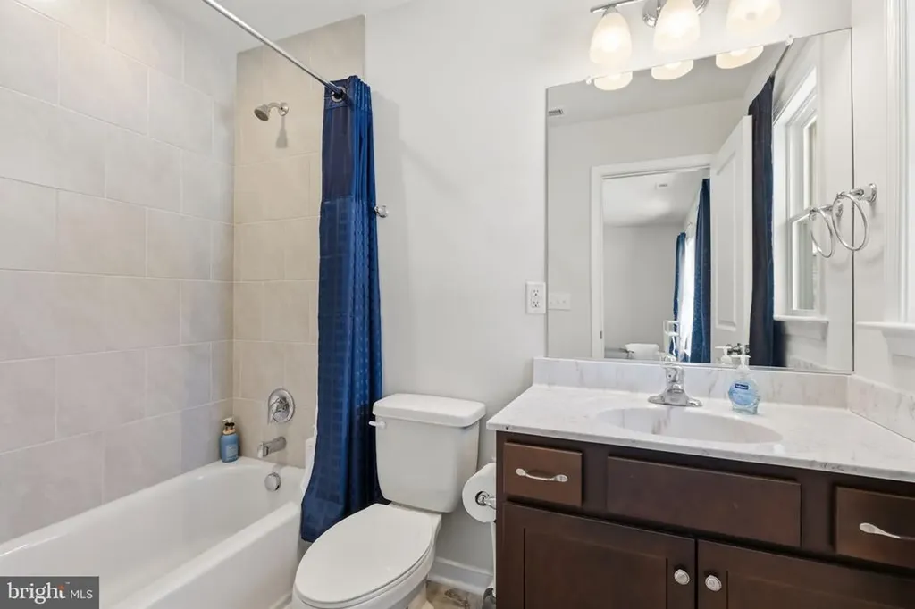 616 Poes Road S Amissville VA 20106