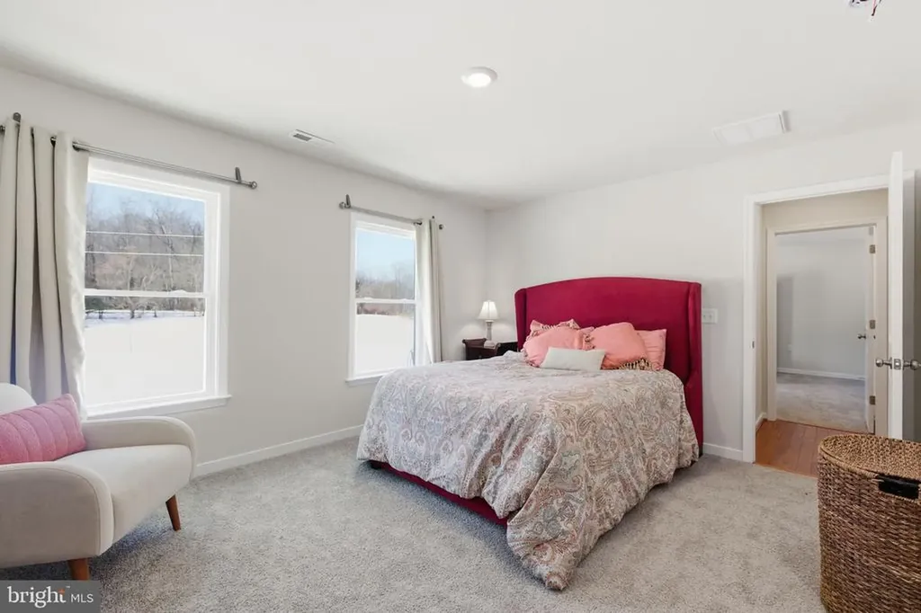 616 Poes Road S Amissville VA 20106