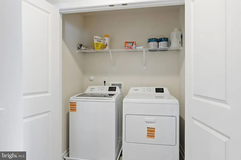 616 Poes Road S Amissville VA 20106