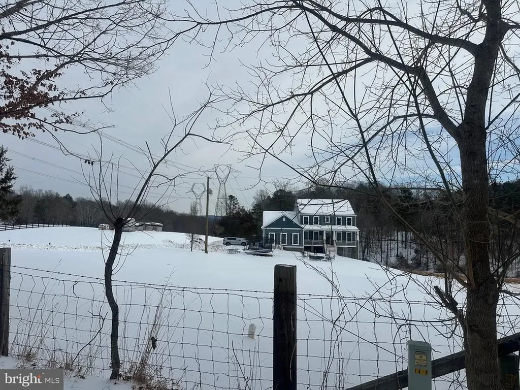 616 Poes Road S Amissville VA 20106