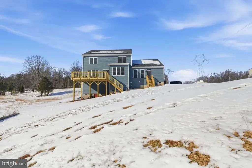 616 Poes Road S Amissville VA 20106