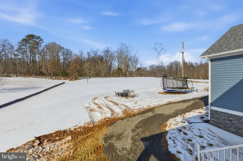 616 Poes Road S Amissville VA 20106