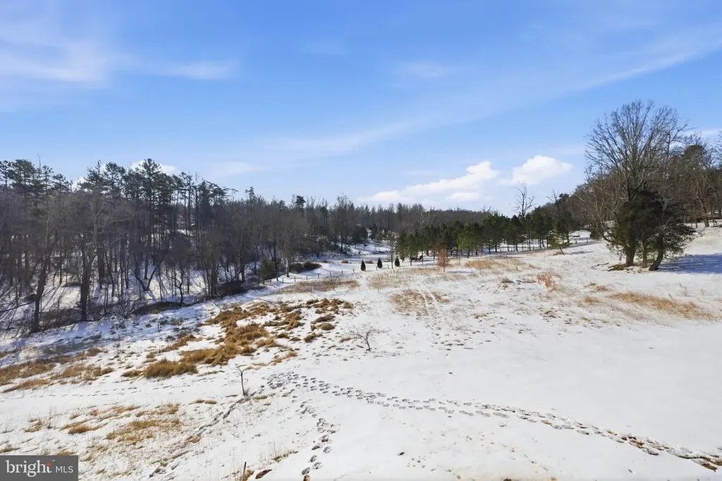 616 Poes Road S Amissville VA 20106