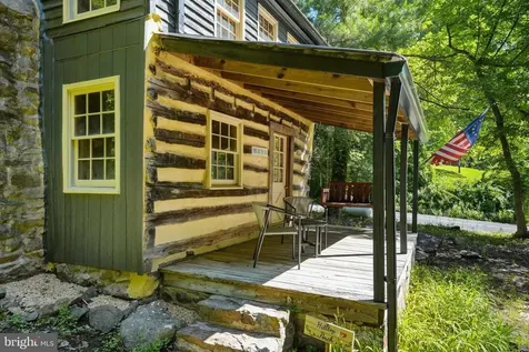 10 Ashby Road Sperryville VA 22740