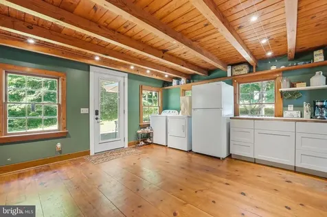 10 Ashby Road Sperryville VA 22740