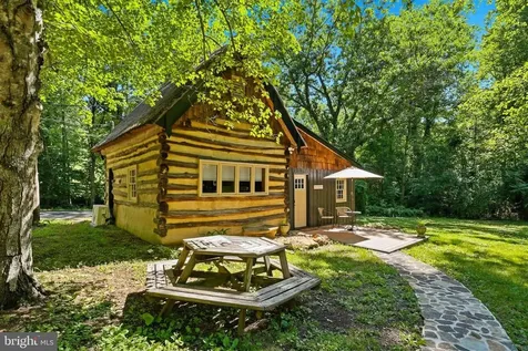 10 Ashby Road Sperryville VA 22740