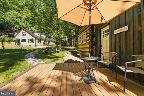10 Ashby Road Sperryville VA 22740