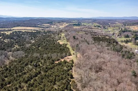 3 Crown Ridge Berry Farm Road Staunton VA 24401