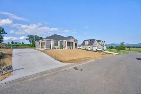 5025 Boxer Loop Mcgaheysville VA 22840