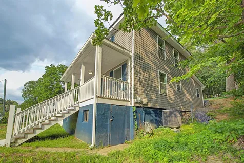 427 Montgomery Avenue Staunton VA 24401