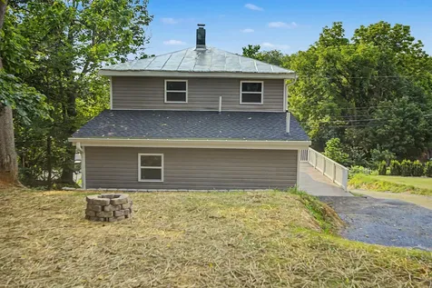 427 Montgomery Avenue Staunton VA 24401