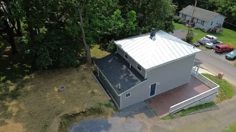 427 Montgomery Avenue Staunton VA 24401