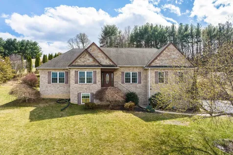 81 Cedar Creek Lane Fort Defiance VA 24437
