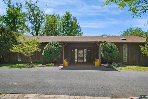 18 Providence Lane Waynesboro VA 22980
