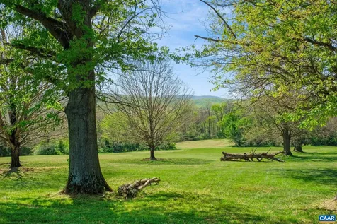 18 Providence Lane Waynesboro VA 22980