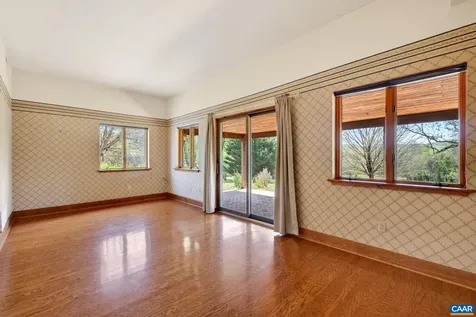 18 Providence Lane Waynesboro VA 22980