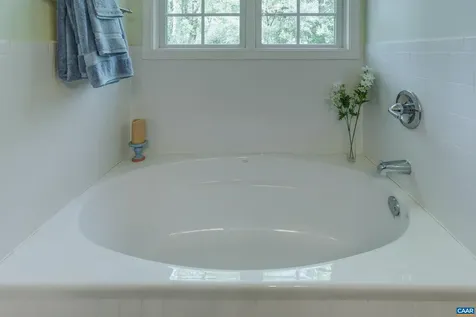 180 Lynx Farm Lane Charlottesville VA 22903