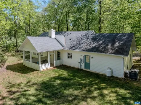 180 Lynx Farm Lane Charlottesville VA 22903