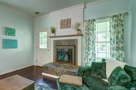 180 Lynx Farm Lane Charlottesville VA 22903
