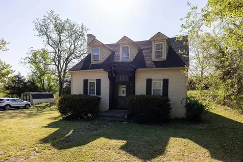 1533 Lee Highway Verona VA 24482