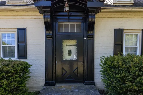 1533 Lee Highway Verona VA 24482
