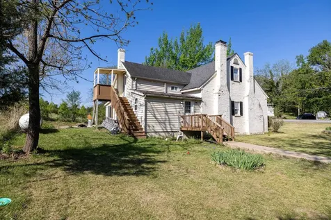 1533 Lee Highway Verona VA 24482