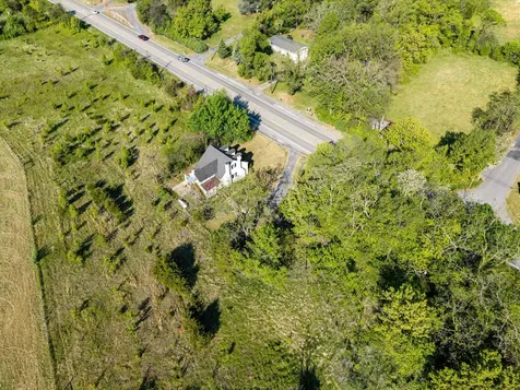 1533 Lee Highway Verona VA 24482