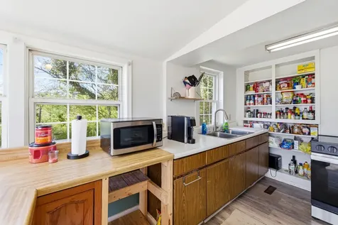 1533 Lee Highway Verona VA 24482