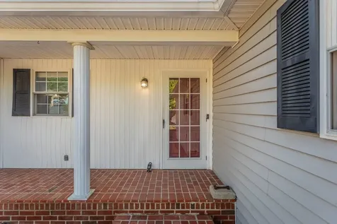 127 Valley View Avenue Mount Sidney VA 24467