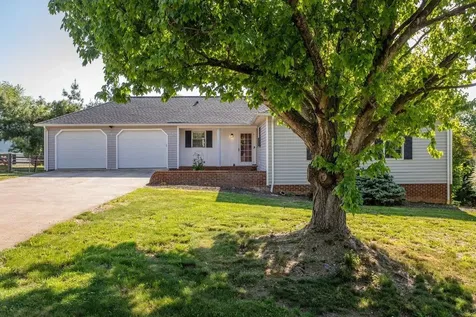 127 Valley View Avenue Mount Sidney VA 24467