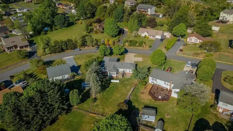 127 Valley View Avenue Mount Sidney VA 24467