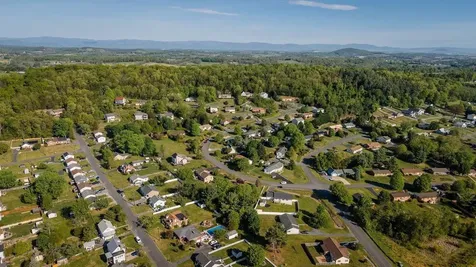 127 Valley View Avenue Mount Sidney VA 24467