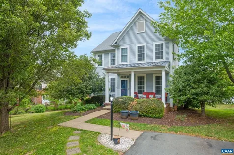 35 Piney Loop Zion Crossroads VA 22942