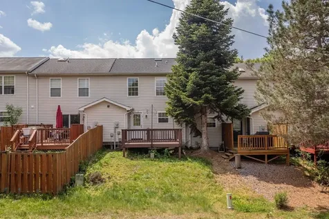 2312 Breckenridge Court Harrisonburg VA 22801