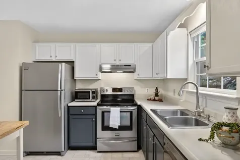 2312 Breckenridge Court Harrisonburg VA 22801