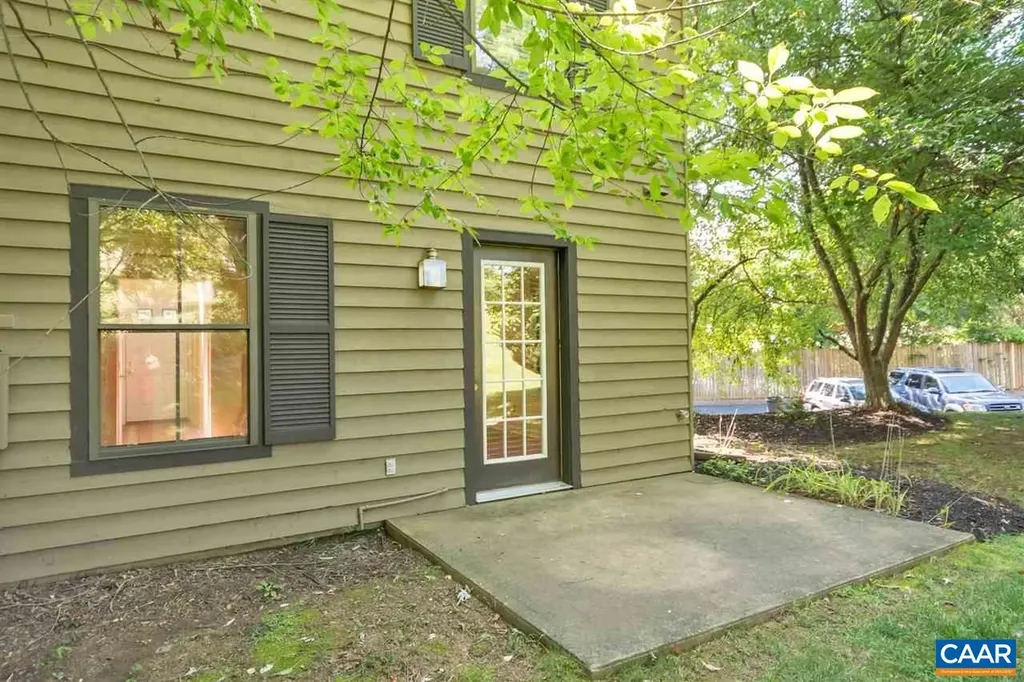 718 Exton Court Charlottesville VA 22901