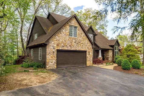 1235 Cumberland Drive Rockingham VA 22801