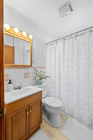 740 Sherwood Avenue Waynesboro VA 22980