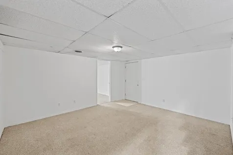 740 Sherwood Avenue Waynesboro VA 22980