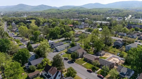740 Sherwood Avenue Waynesboro VA 22980