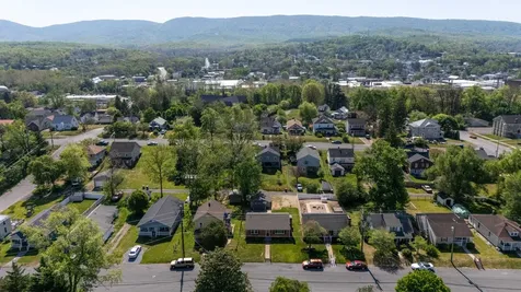 740 Sherwood Avenue Waynesboro VA 22980