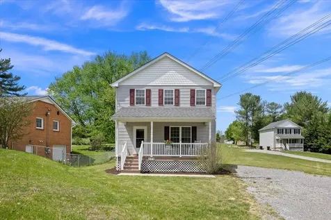 385 National Avenue Staunton VA 24401