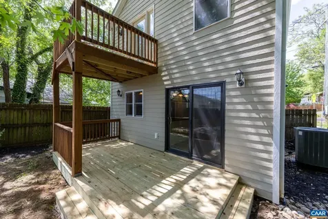 302 11th Street NW Charlottesville VA 22903