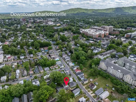 302 11th Street NW Charlottesville VA 22903