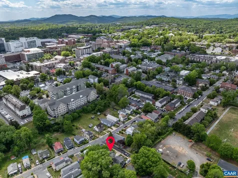 302 11th Street NW Charlottesville VA 22903