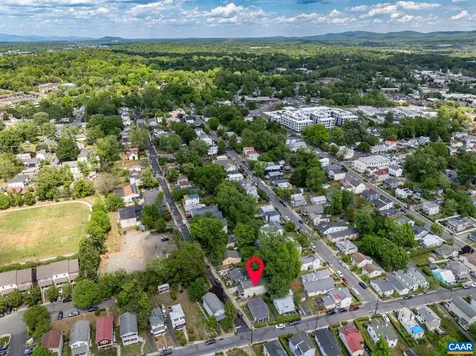 302 11th Street NW Charlottesville VA 22903