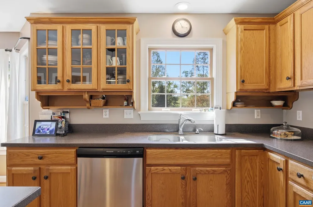 1740 Georges Mill Road Palmyra VA 22963