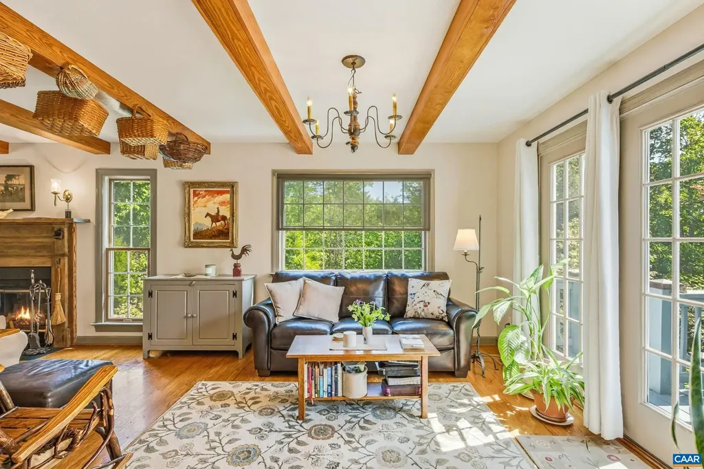 1740 Georges Mill Road Palmyra VA 22963