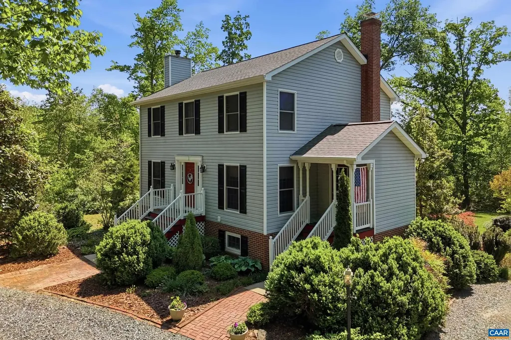 1740 Georges Mill Road Palmyra VA 22963