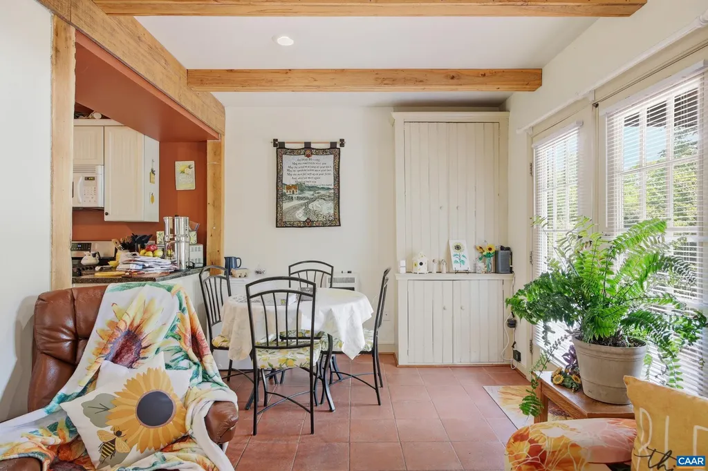 1740 Georges Mill Road Palmyra VA 22963